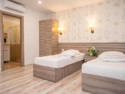 Picture Deluxe double room